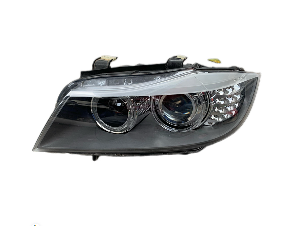 Par de Faróis HID Xenon - BMW Série 3 E90/E91 (2004-2011) - Led Line BR Parts