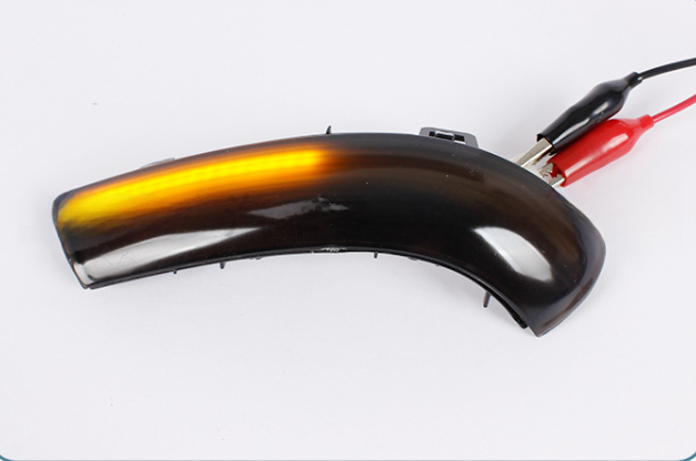Seta Dinâmica para Retrovisor Volkswagen (Golf 5, Jetta MK5, Passat B6, R36) - Led Line BR Parts