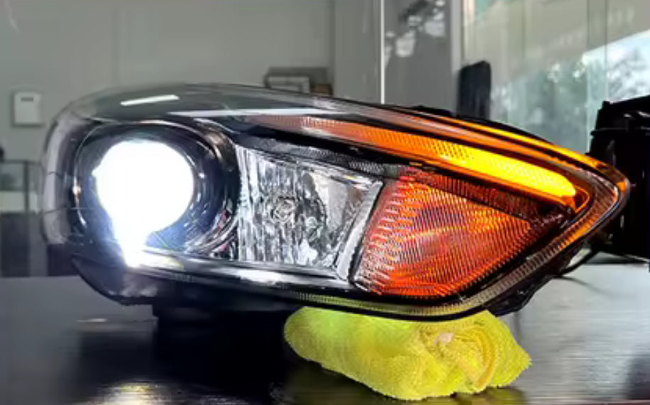 Par de Faróis LED Focus MK3 2015–2018 — Upgrade RS com DRL e Seta Dinâmica - Led Line BR Parts