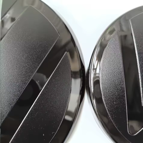 Emblema VW Preto – Kit Frente e Traseira | Led Line BR Parts